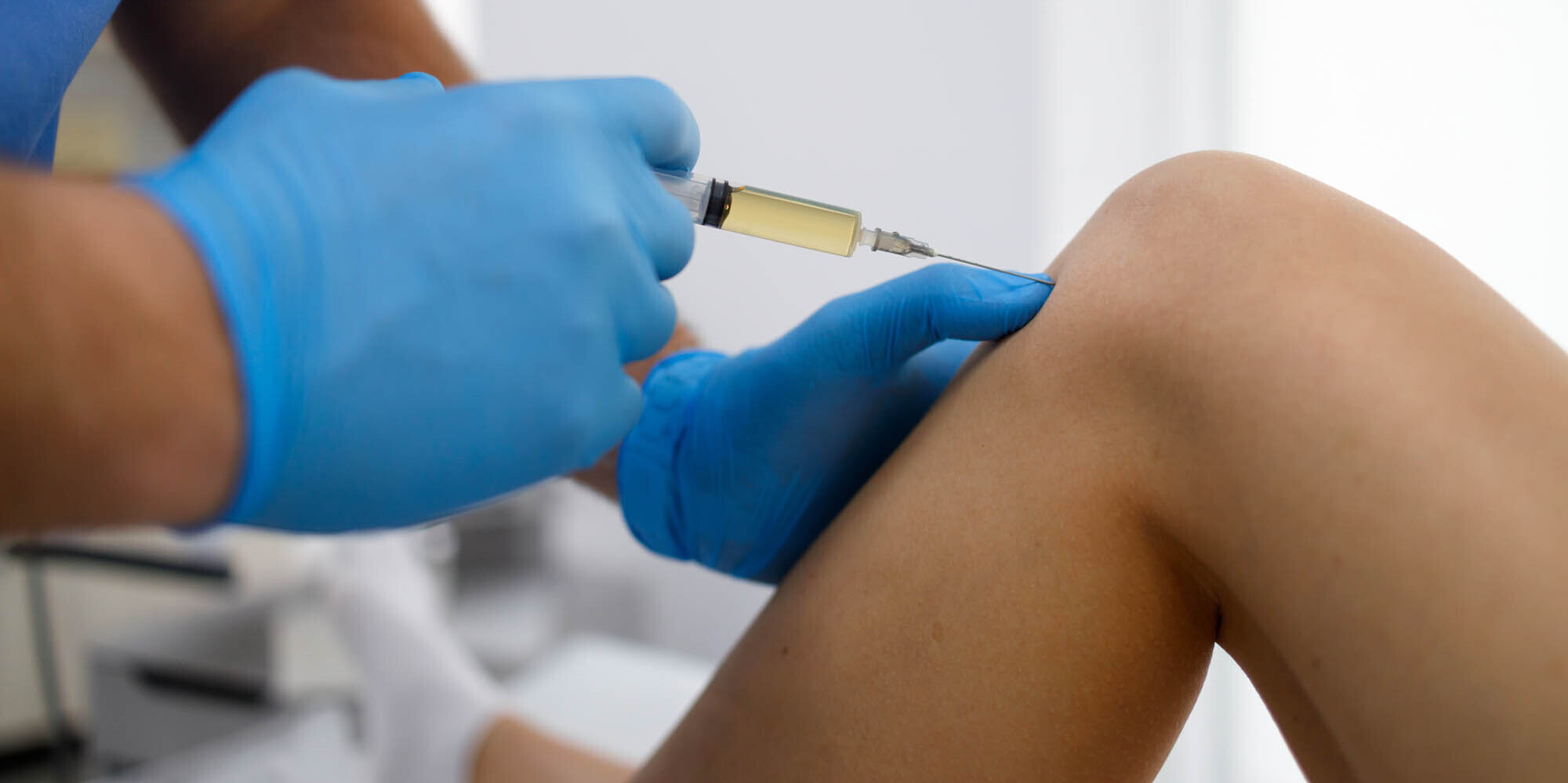 praxisklinik-leintal-eppingen-orthopaedie-chirurgie-prp-platelet-rich-plasma-iStock-1418462167.jpg